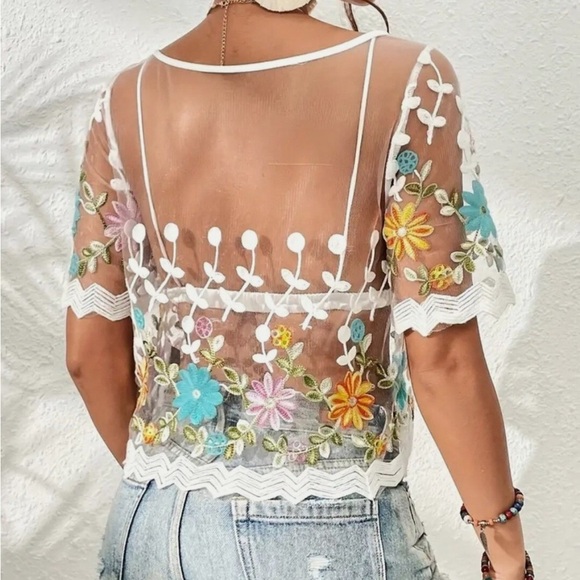 Tops - Embroidered Floral Top Size XL Sheer Tulle Background
Boho Beach Party Garden